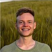 Bachelor BWL. Viel Auslandserfahrung. Praktikum in Japan. Bachelorarbeit in Südamerika. Nachhilfe die wirklich hilft